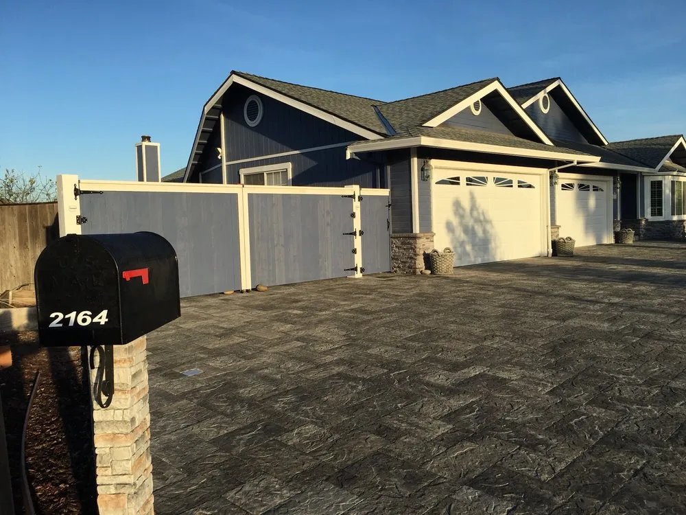 Trusted lawn mowing service experts serving Brentwood, CA - Llano Grande Landscaping