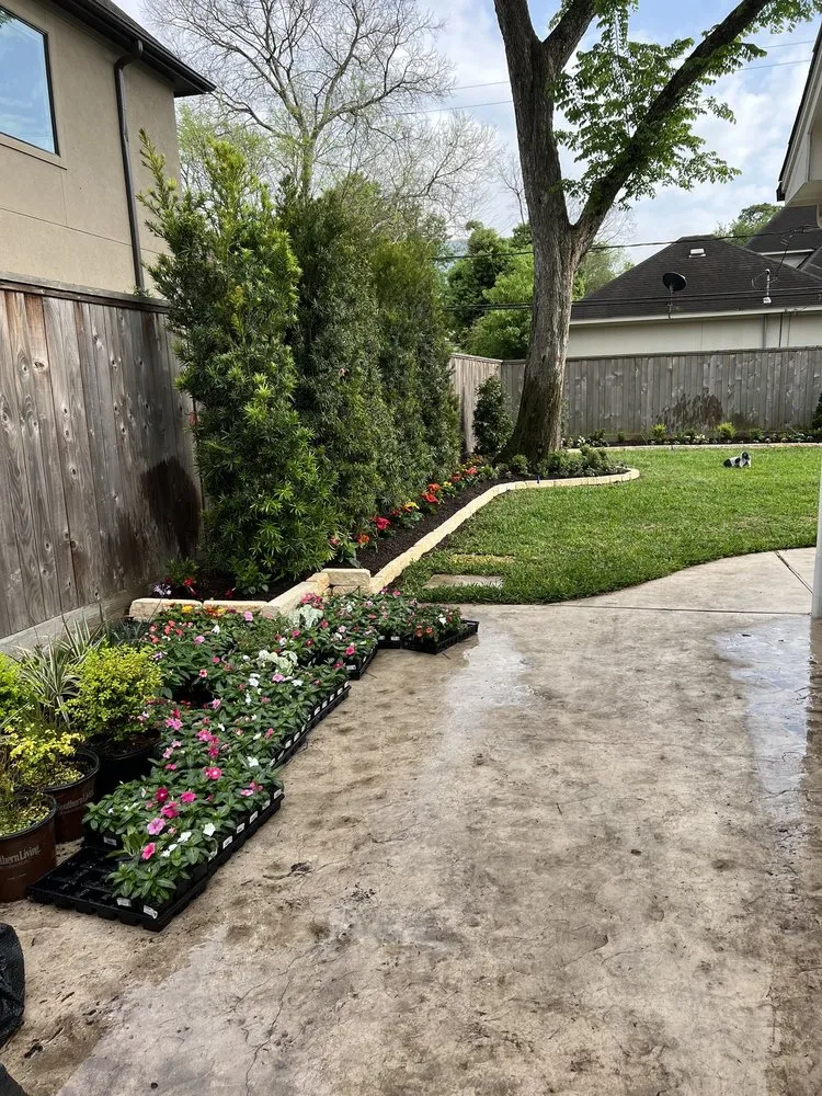 Affordable residential landscaping with custom design across Pearland, TX - LLD Landscape & Lawn Designs Of Pearland