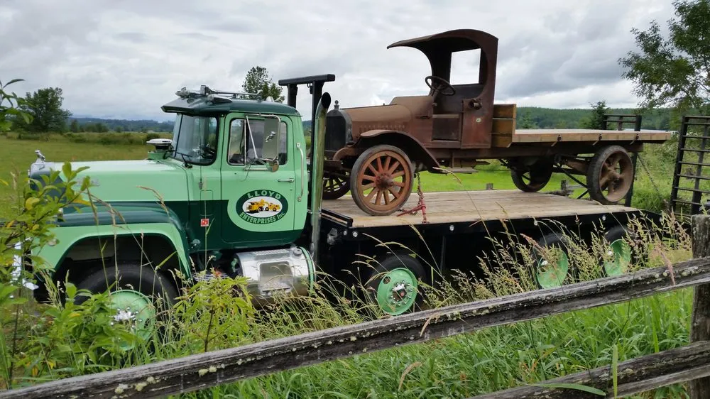 Local yard maintenance for beautiful yards in Federal Way, WA by Lloyd Enterprises