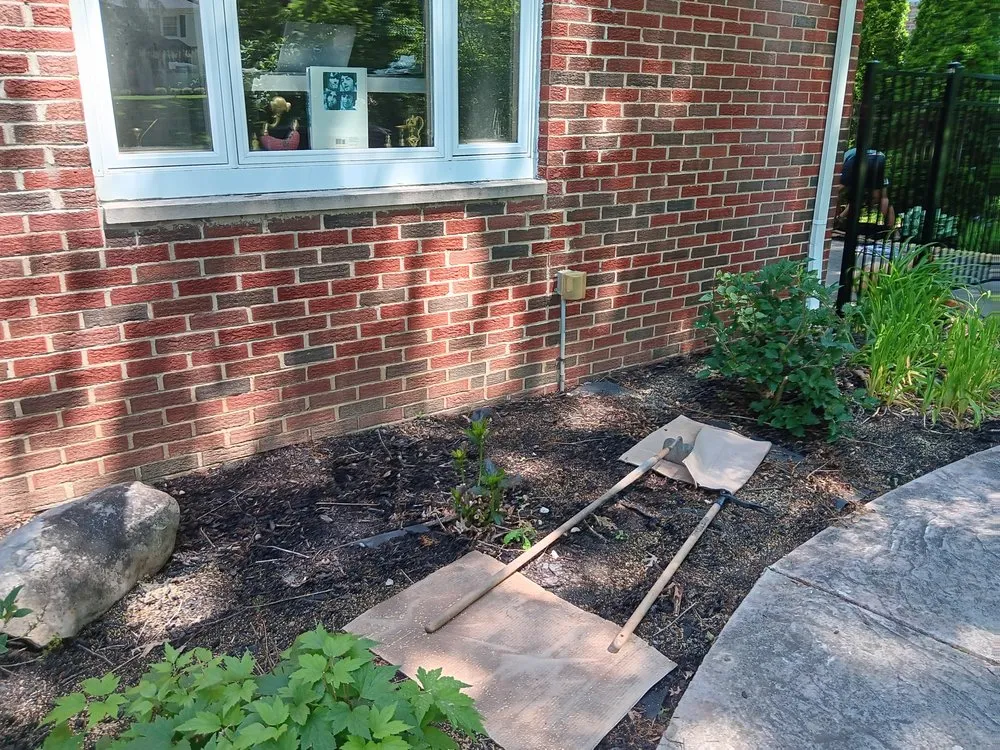 Trusted landscaping services experts serving Akron, OH - lloyds landscaping