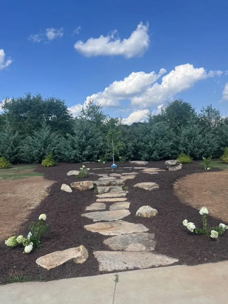 Top-rated landscape design in Spartanburg, SC - Lloyd's Landscaping