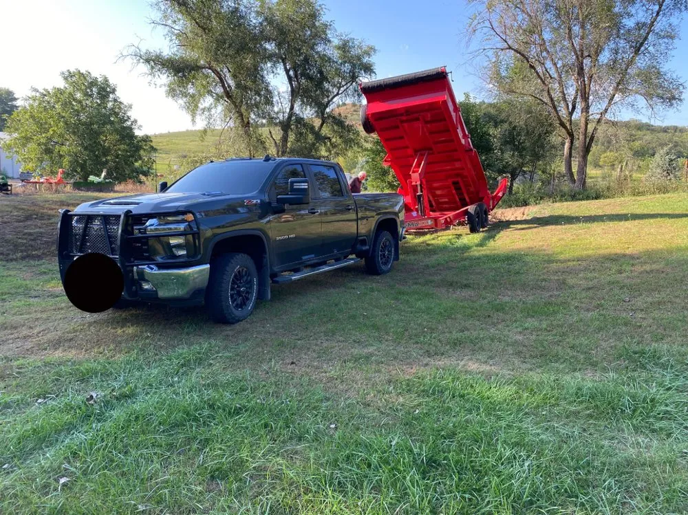 Trusted yard cleanup service for beautiful yards across Ankeny, IA - Lloyds Lawns, Snow, and Junk