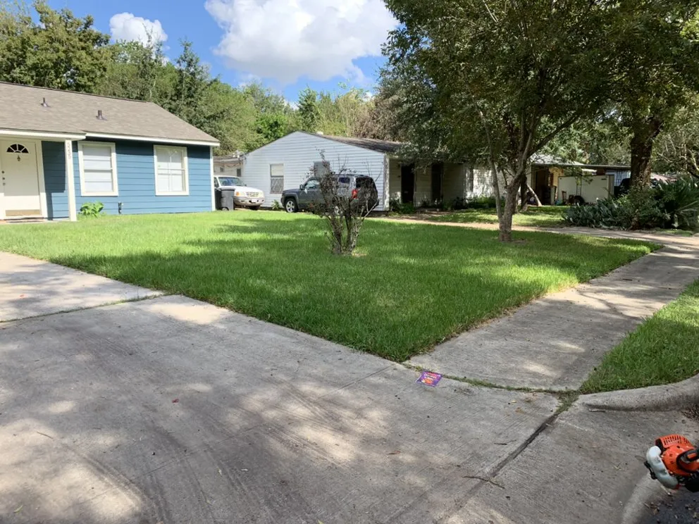 Trusted residential landscaping for homes in Houston, TX by Lls & Construction Grp