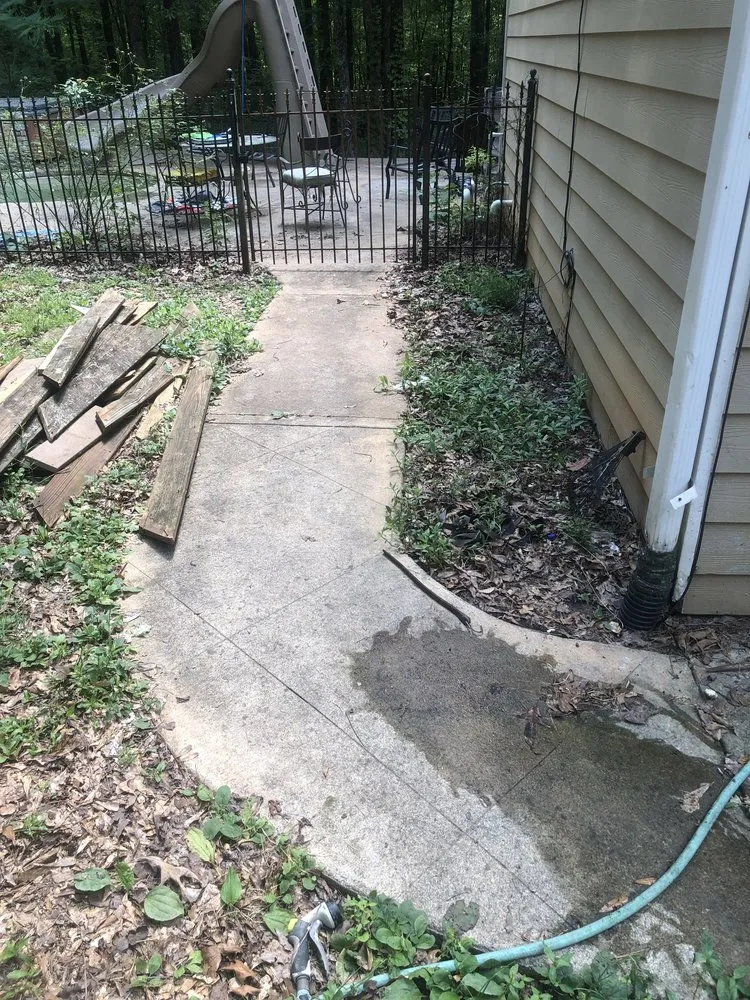 Custom residential landscaping near you across Pine Mountain Valley, GA - L&M Floors and More