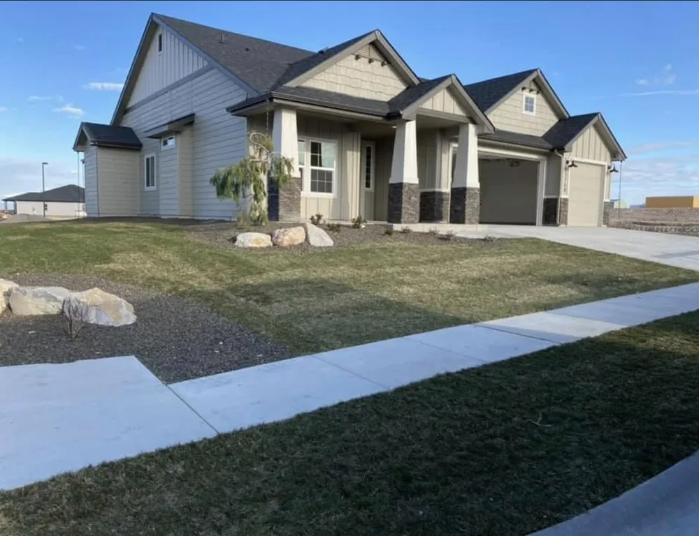Top-rated yard cleanup service near you across Nampa, ID - L&M Landscaping And Lawn Care