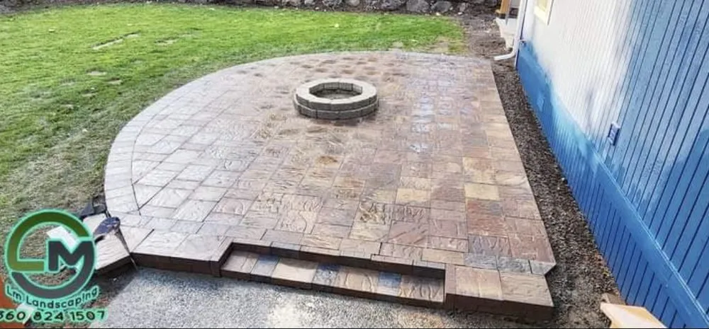 Top-rated garden landscaping for year-round maintenance in Belfair, WA by LM Landscaping