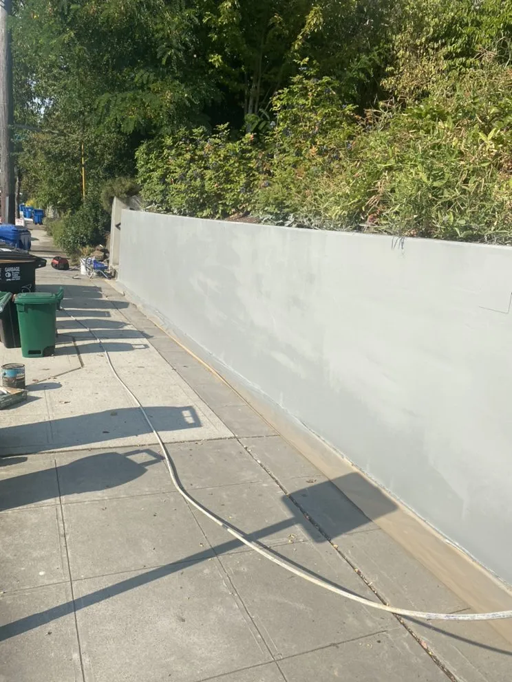 Reliable yard cleanup service in Everett, WA by L&M Landscaping