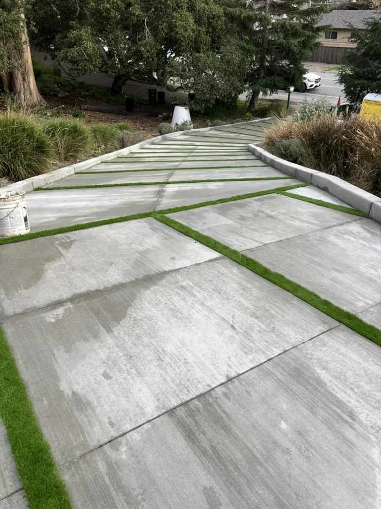 Custom lawn mowing service experts serving Monterey, CA - LM Landscaping