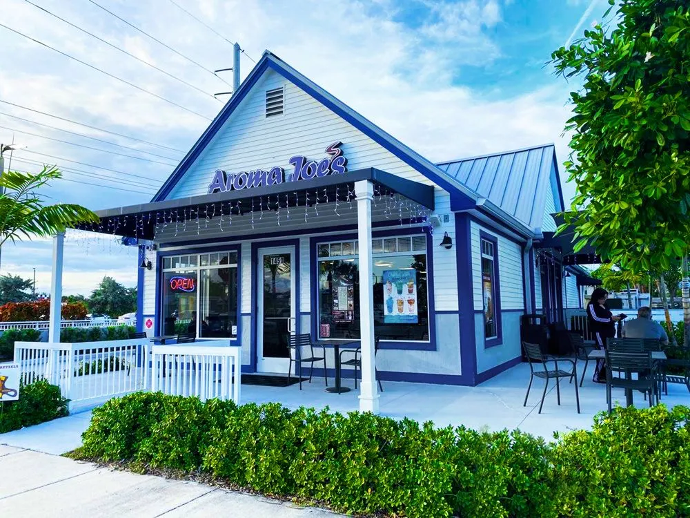 Expert yard maintenance for residential properties in Wilton Manors, FL by LMB Companies