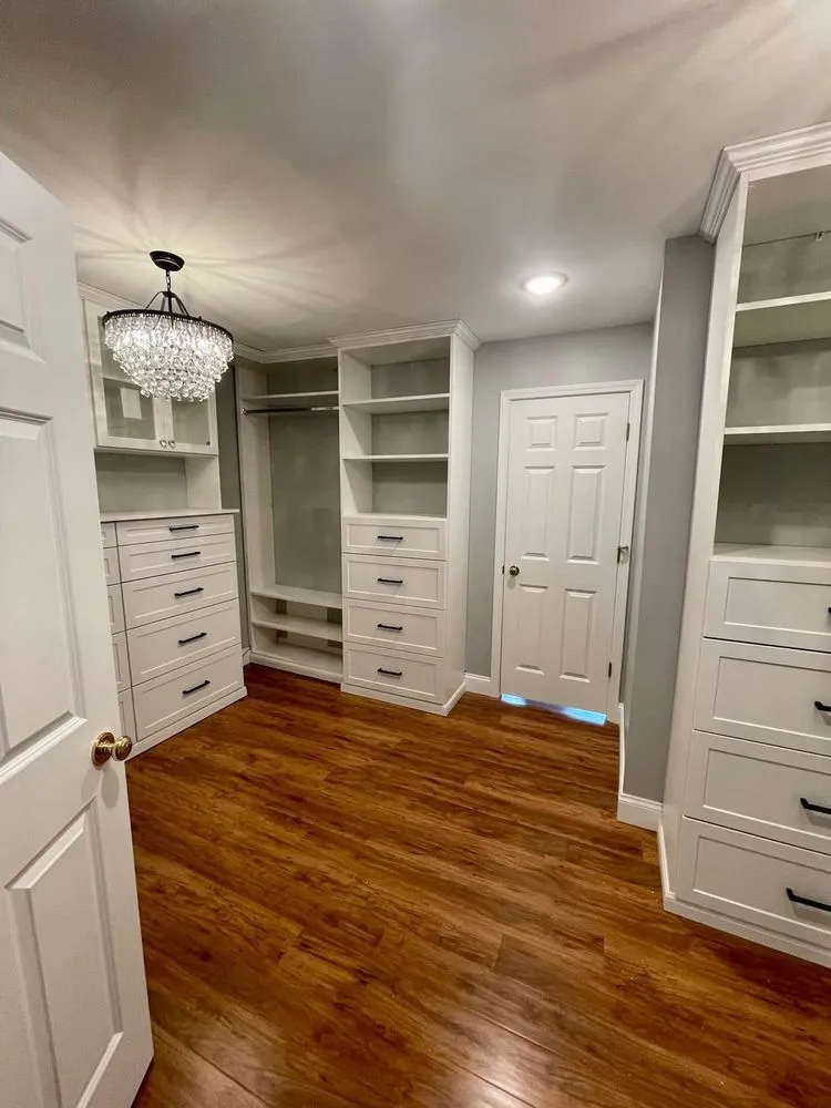 Custom yard cleanup service for beautiful yards in Eagan, MN by LMT Home