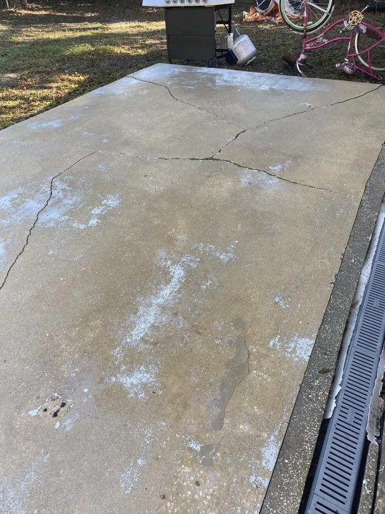 Professional garden landscaping near you in Jacksonville, FL by L&N Lawns