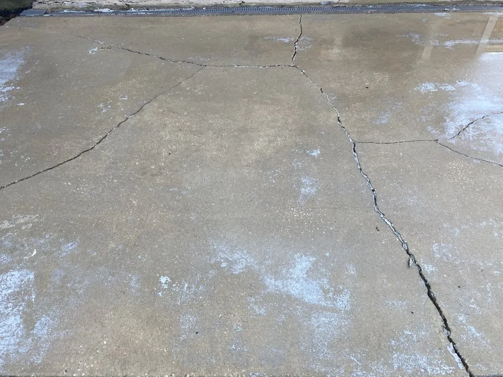 Top-rated lawn mowing service in Jacksonville, FL - L&N Lawns