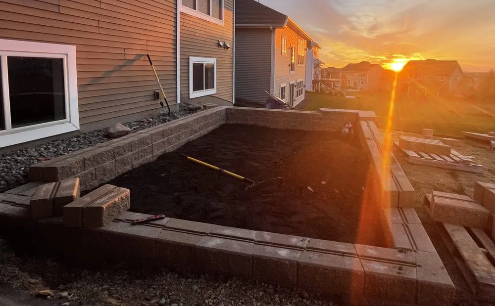 Local landscape installation in Oakdale, MN - LNG Landscapes