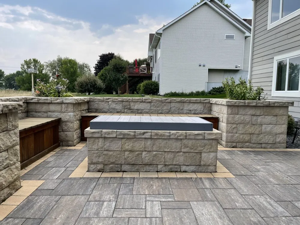 Trusted lawn care service for beautiful yards across Oakdale, MN - LNG Landscapes