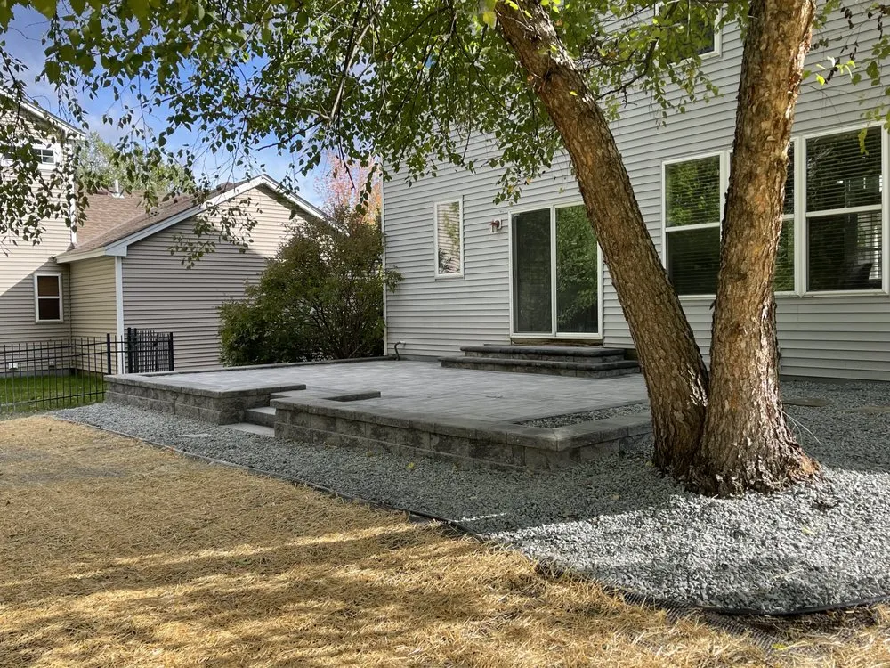 Local yard maintenance in Oakdale, MN - LNG Landscapes