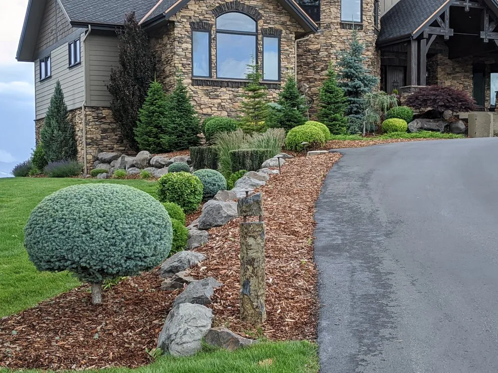 Top-rated yard cleanup service in Spokane Valley, WA by LNP Properties
