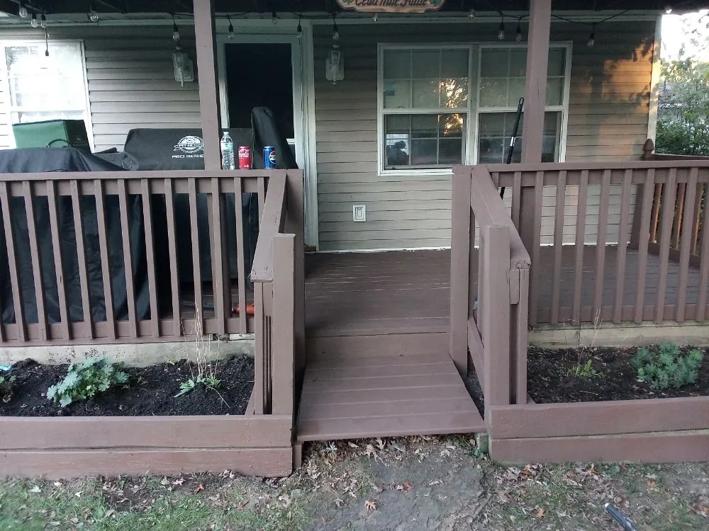 Affordable lawn mowing service in Oberlin, OH by LN'S Pressure Washing & Maintenance