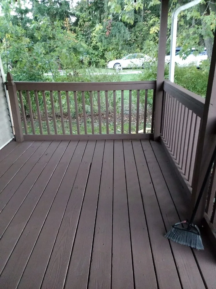 Top-rated yard cleanup service for homes in Oberlin, OH by LN'S Pressure Washing & Maintenance