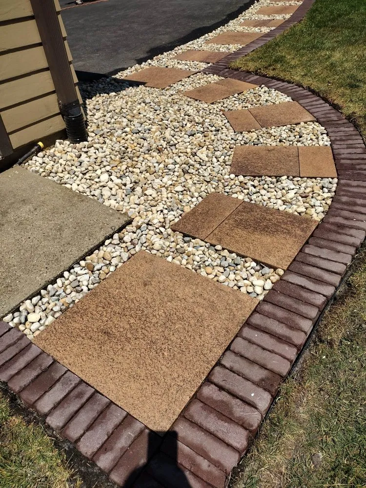Trusted outdoor landscaping in Glendale Heights, IL - L&O Landscaping and Sealcoating