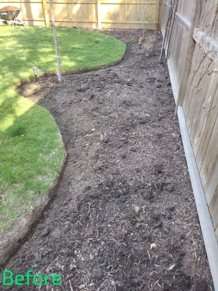 Affordable yard maintenance with custom design in Glendale Heights, IL by L&O Landscaping and Sealcoating