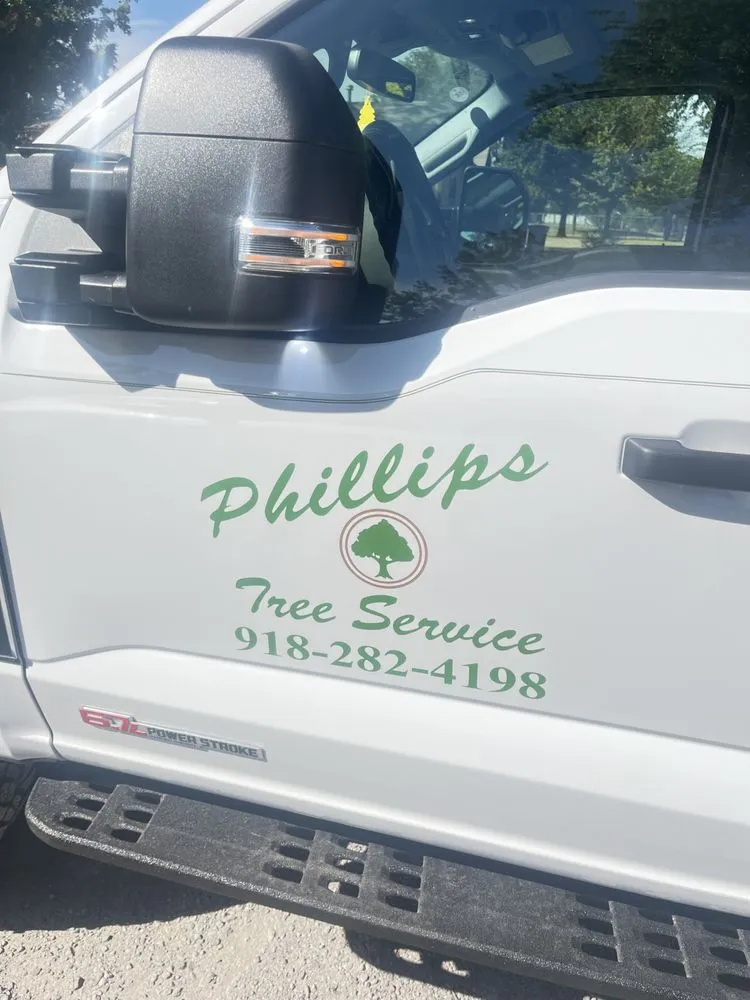 Top-rated garden landscaping experts serving Tulsa, OK - Loard Phillips Tree Service & Removal