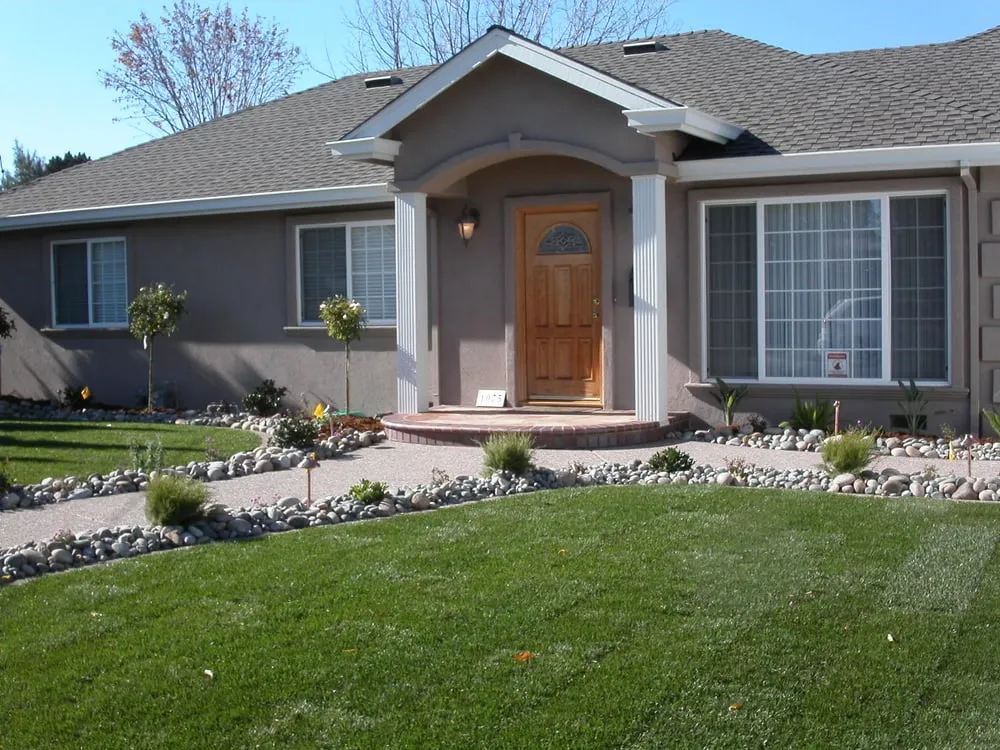 Custom yard cleanup service with custom design in San Jose, CA by Loayza's Landscaping, Pools & Spas