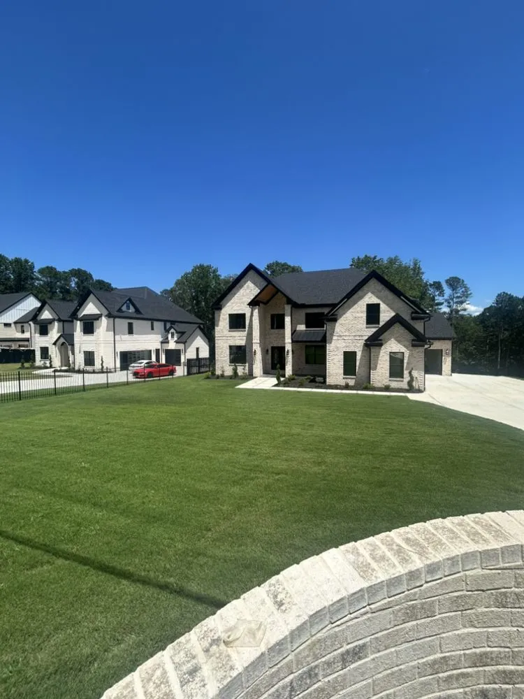 Affordable lawn mowing service in Buford, GA - Lobo Landscape