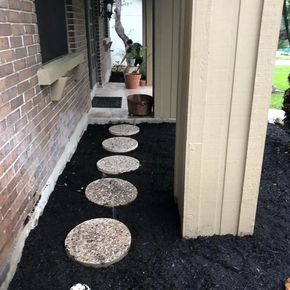 Trusted yard cleanup service for residential properties across San Antonio, TX - Lobo Landscapes