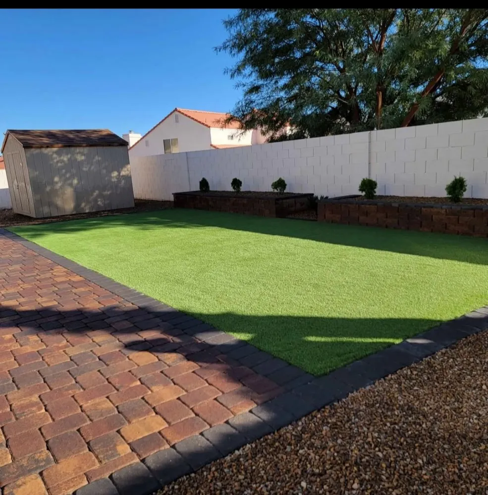 Top-rated lawn care service experts serving Las Vegas, NV - Lobo Landscaping & Maintenance