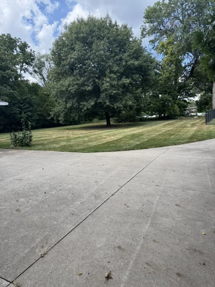 Affordable landscape installation in West Des Moines, IA by Lobo Lawn & Landscape