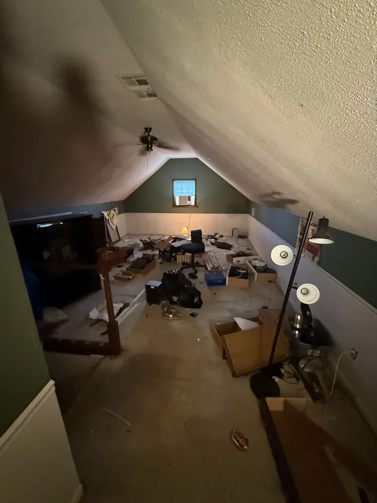 Expert landscaping services near you in Memphis, TN by Lobos Estate Services