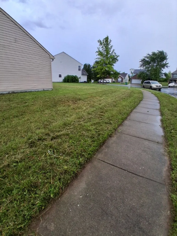 Local residential landscaping in Indianapolis, IN - Lobo's World Landscaping