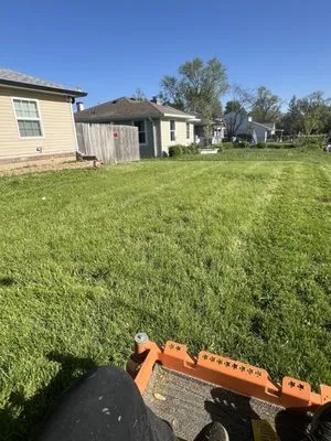 Lobo's World Landscaping Logo