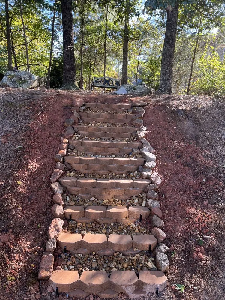 Professional yard maintenance in Snellville, GA by Local Boyz