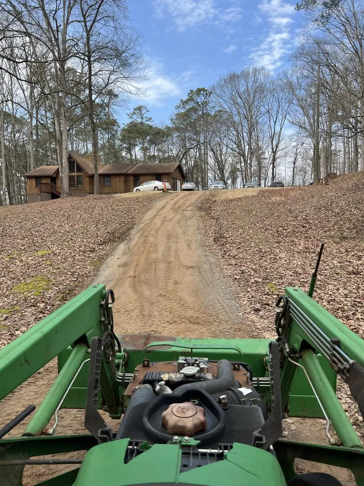 Top-rated lawn care service in Snellville, GA - Local Boyz