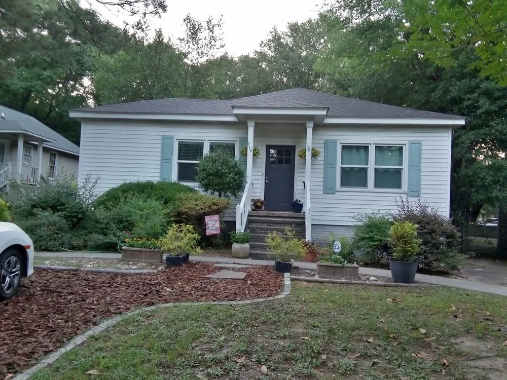 Expert garden landscaping in Columbia, SC - Local Happiness Construction