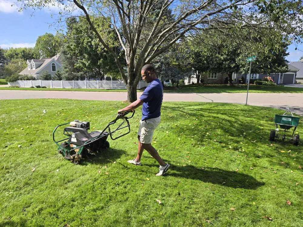 Reliable yard maintenance in Woodbury, MN - Local Hometown Heroes