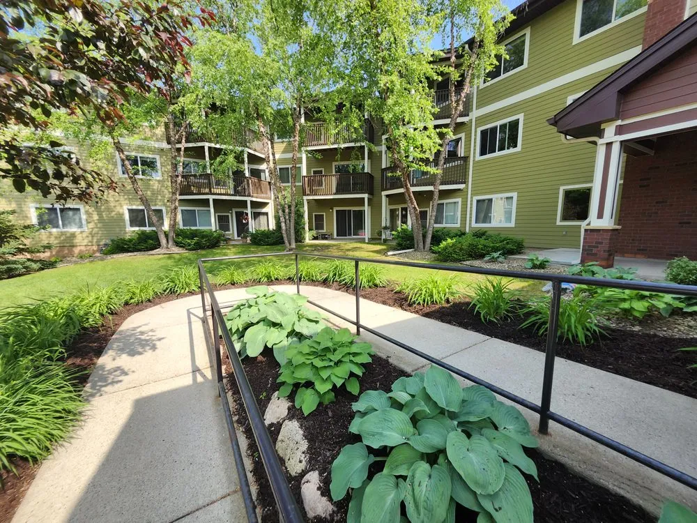 Trusted yard cleanup service with custom design across Woodbury, MN - Local Hometown Heroes