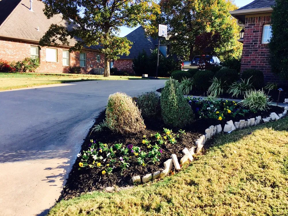 Expert yard maintenance experts serving Fayetteville, AR - Local Landscapes By Wendy Ewing & Sons