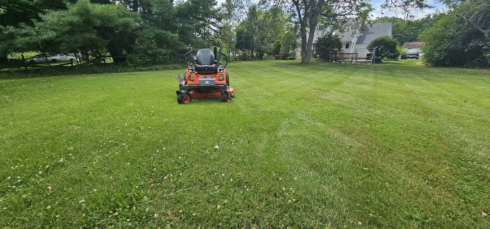 Custom lawn care service experts serving Middletown, NY - Local Landscaping