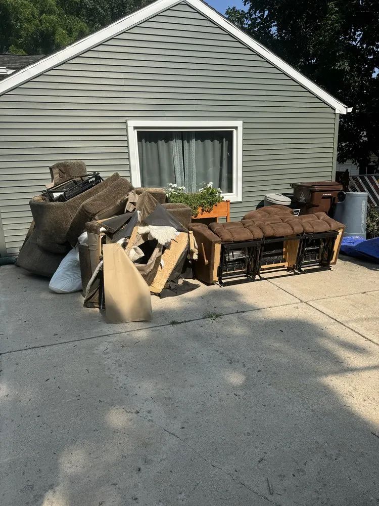 Affordable outdoor landscaping for residential properties across Fowlerville, MI - Local Lawn & Landscape