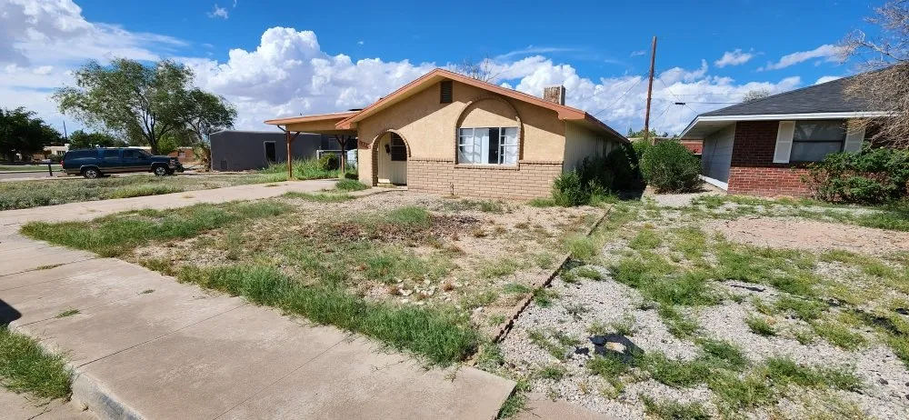 Reliable garden landscaping for year-round maintenance in Alamogordo, NM by Local Lawn Care