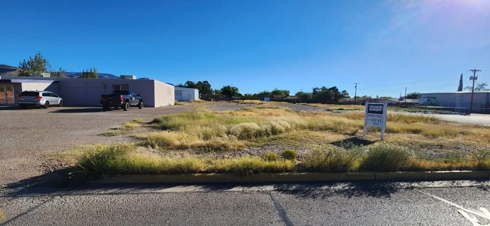 Affordable lawn mowing service experts serving Alamogordo, NM - Local Lawn Care