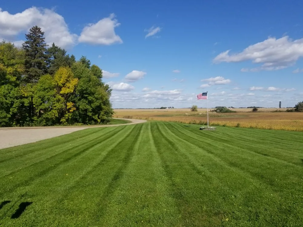 Top-rated yard maintenance in Brownton, MN by Local Lawn Care