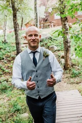 Local Lawn Services Logo