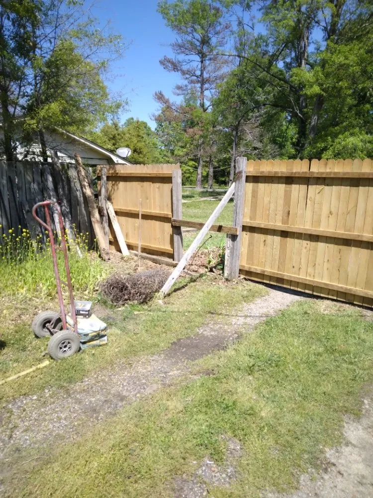 Affordable landscaping services experts serving Starkville, MS - Local Man's Lawn Care and Cleaning Services