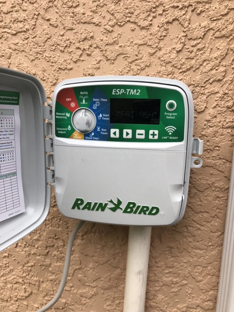 Custom landscaping services for homes in DeBary, FL by Local Sod & Landscape