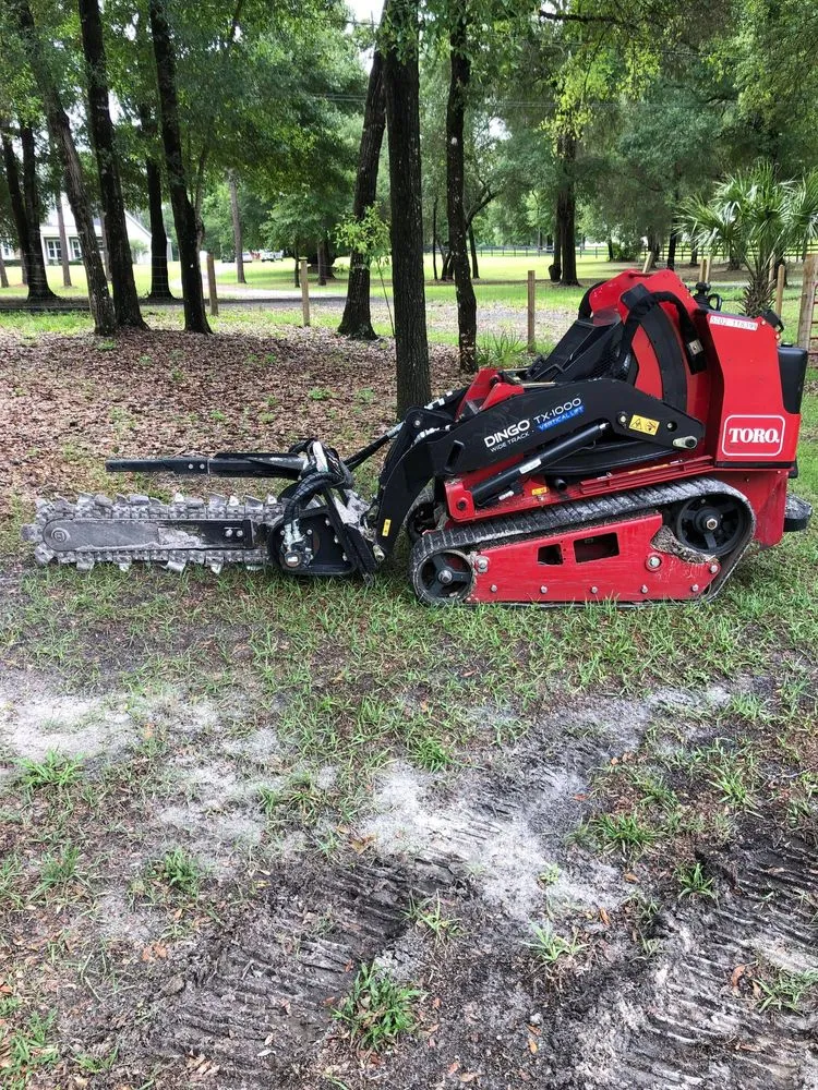 Custom outdoor landscaping in DeBary, FL - Local Sod & Landscape