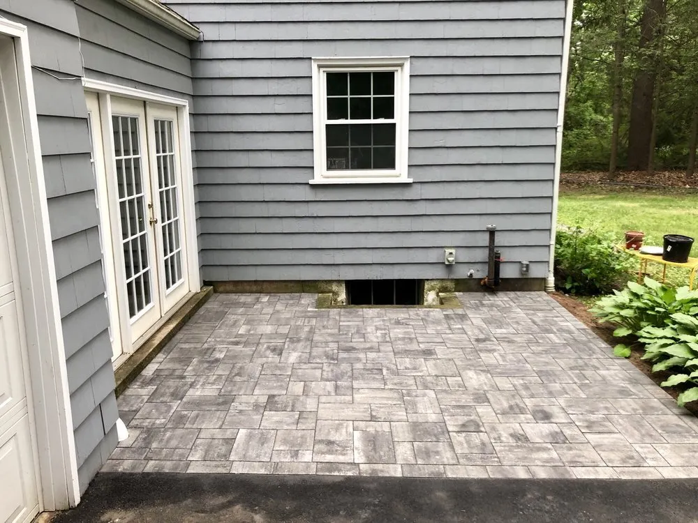 Professional residential landscaping in Farmington, CT by LocalChoice Landscaping