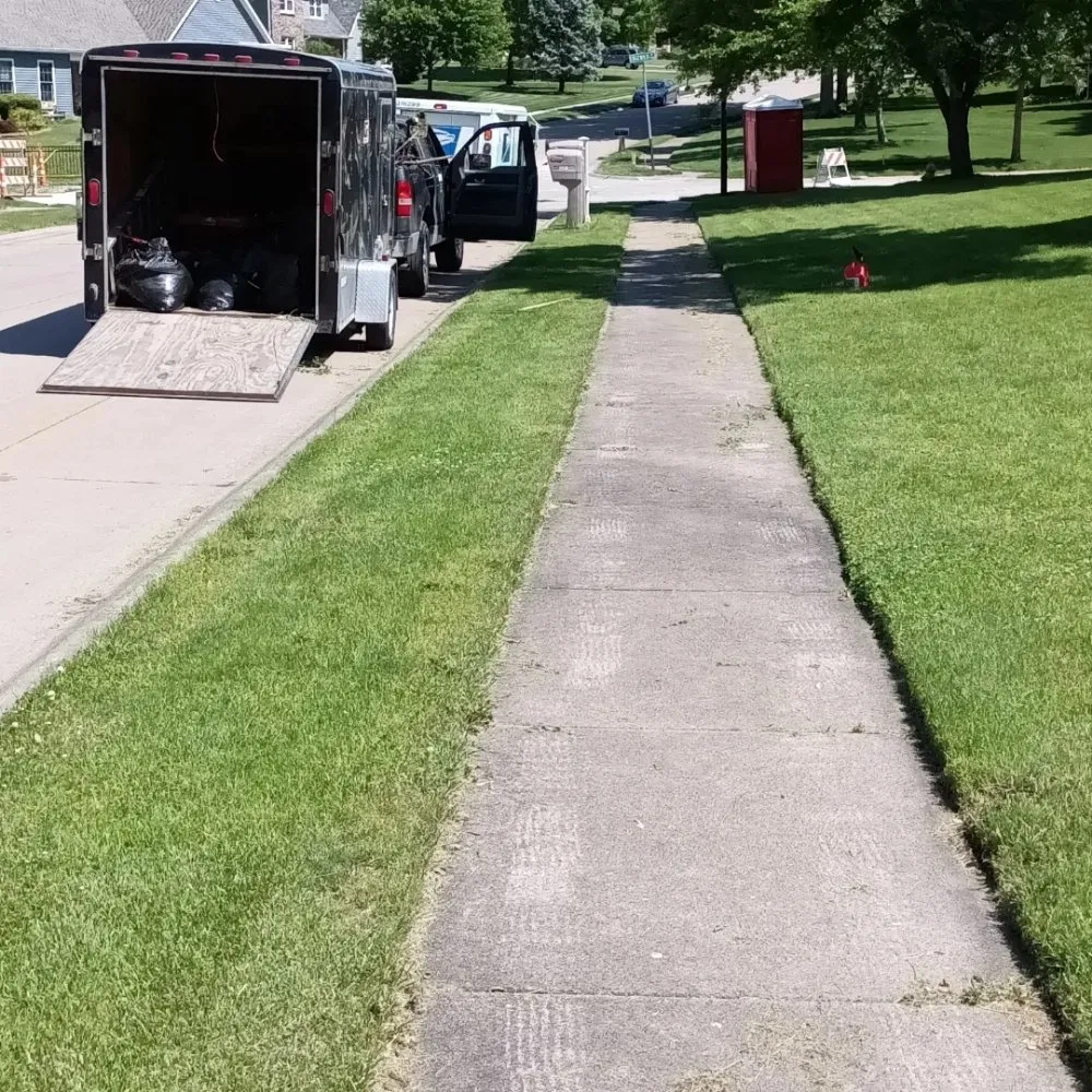 Top-rated landscaping services in Davenport, IA by Lockett Lawn Care and Landscaping